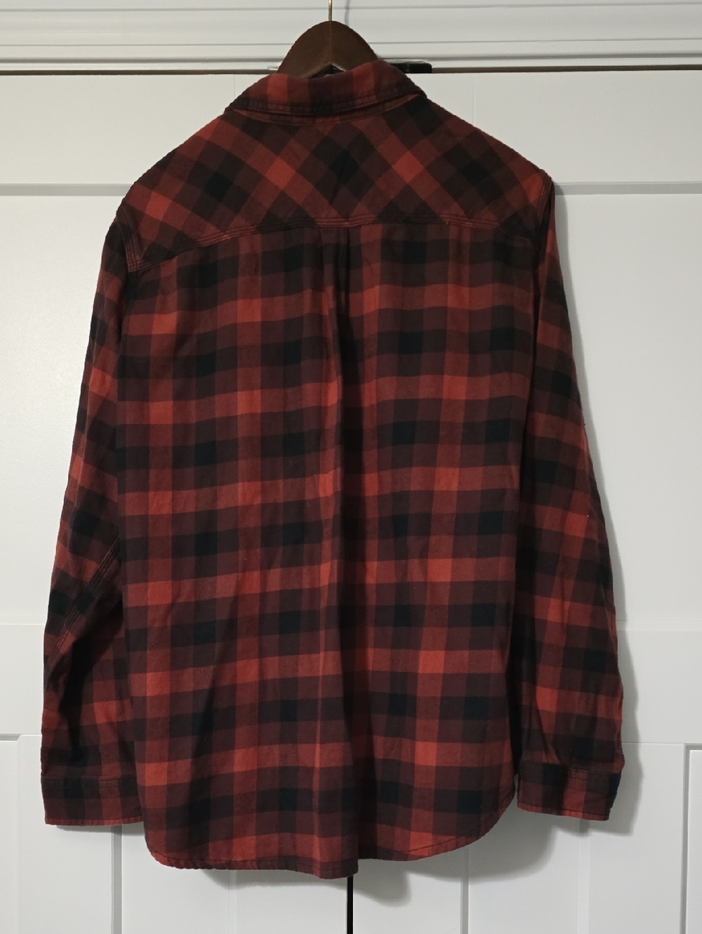 Carhartt Womens Red & Black Plaid Flannel Shirt - Picture 7 of 7